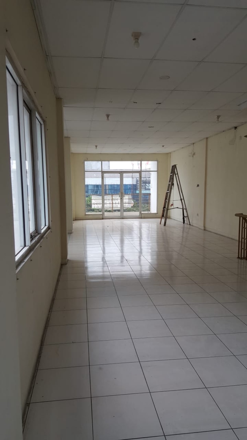 Diual Ruko Di JL. Imam Bonjol Karawaci