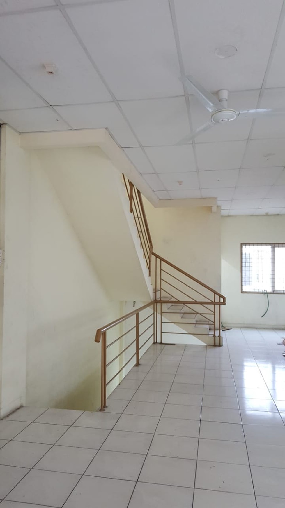 Diual Ruko Di JL. Imam Bonjol Karawaci