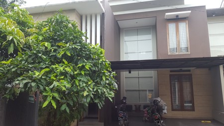 Rumah Siap Huni, Exterior Elegan, Hunian Nyaman dan Asri @Pisok, Bintaro
