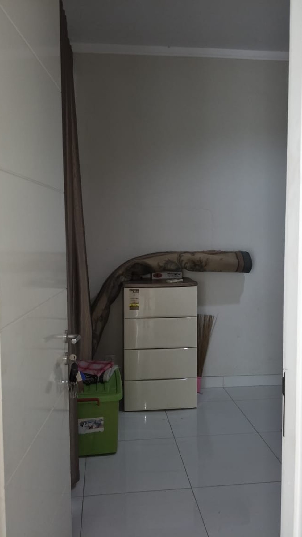 Disewakan Rumah Siap Huni, Hunian Nyaman dan Asri @Discovery Eola, Bintaro
