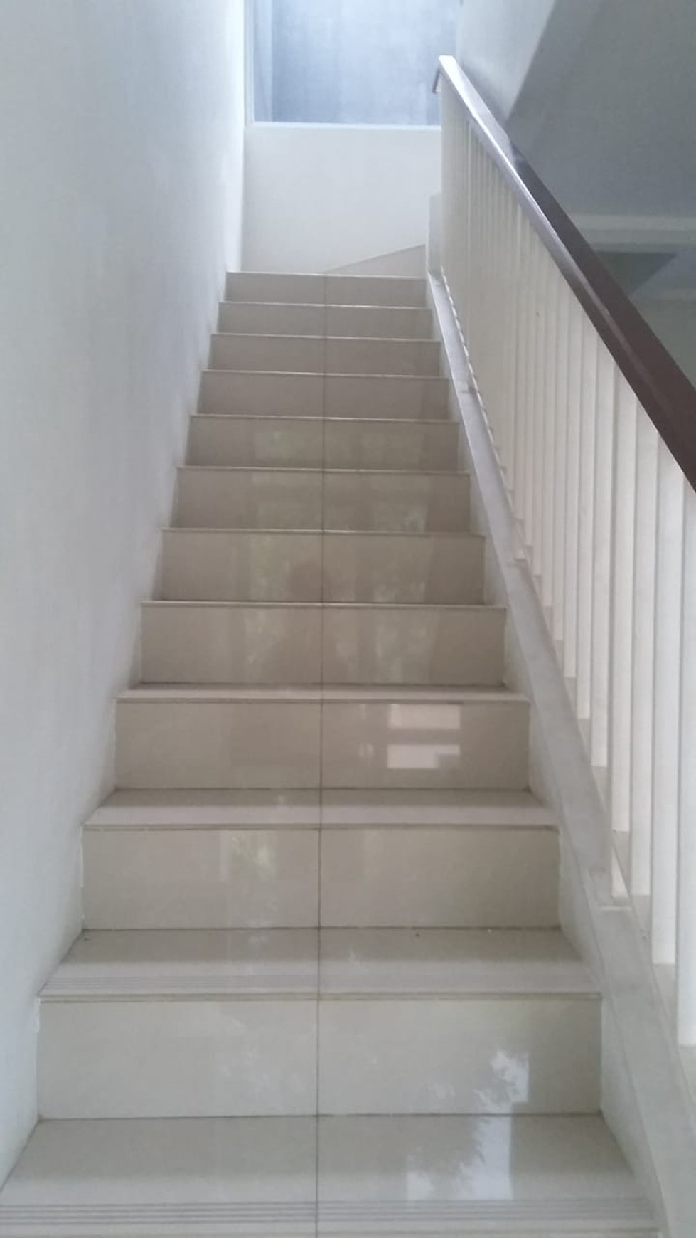 Disewakan Rumah Siap Huni, Lokasi Strategis, dan Hunian Nyaman @Discovery Aluvia Bintaro