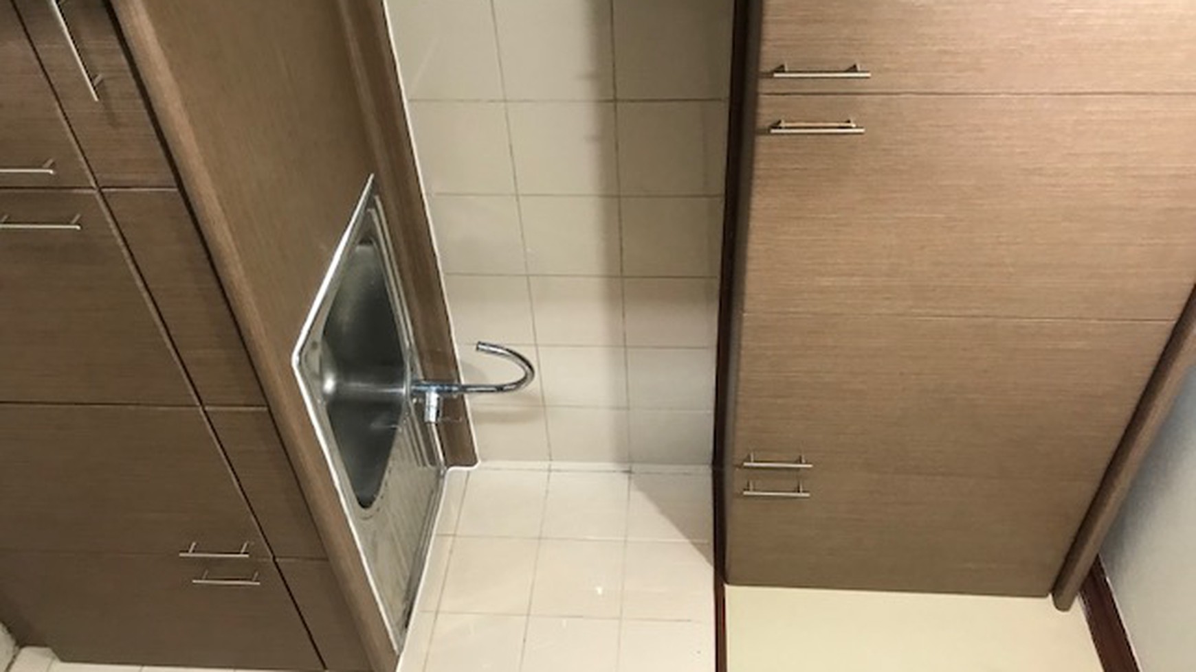 Sewa Apartemen Puri Casablance