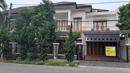 Dijual Rumah Bagus Di Jl Qadr, Karawaci, Tangerang