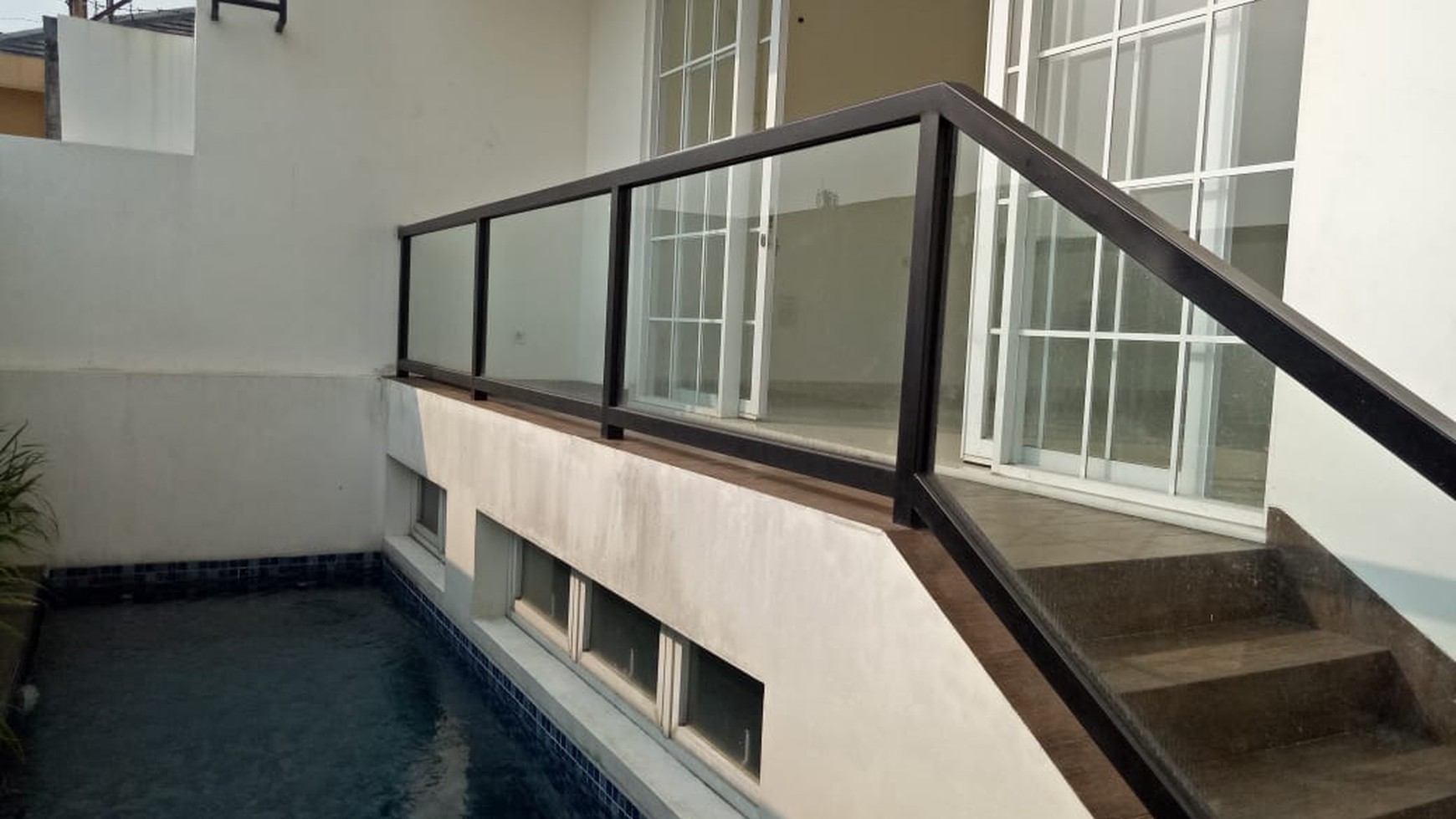 Rumah Cantik, Brand New  di Kemang Jakarta Selatan