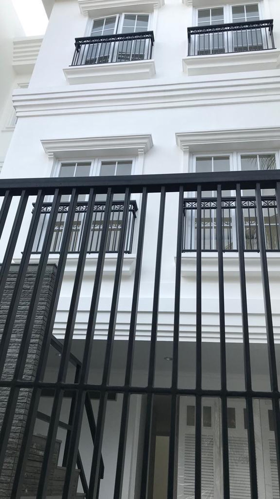 Rumah Cantik, Brand New  di Kemang Jakarta Selatan