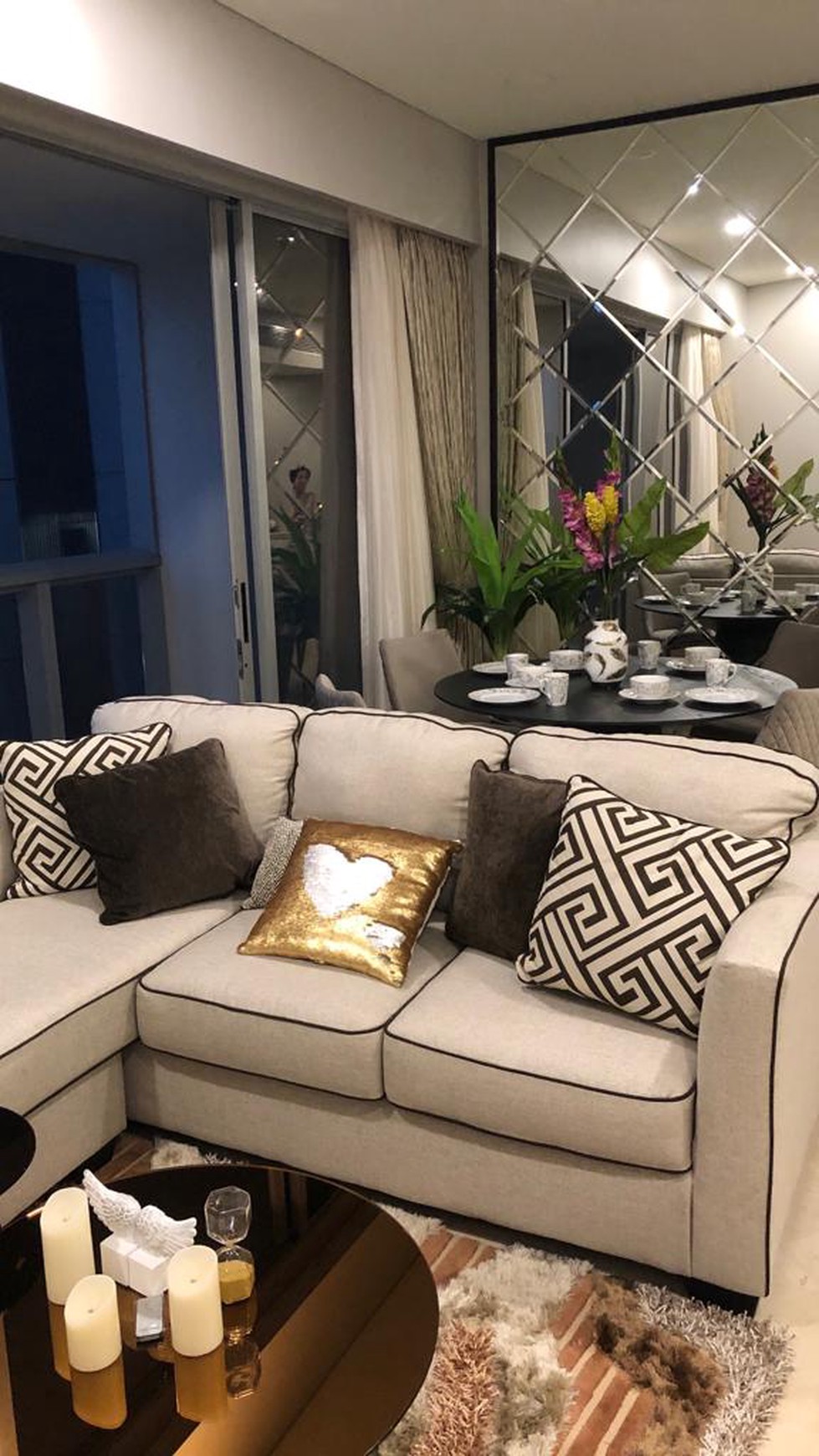 Apartemen 2BR Sangat Bagus di Anandamaya Residence Disewakan