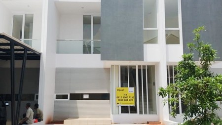 TURUN HARGA! Rumah Bagus Di Discovery Aluvia, Bintaro Jaya Sektor 9