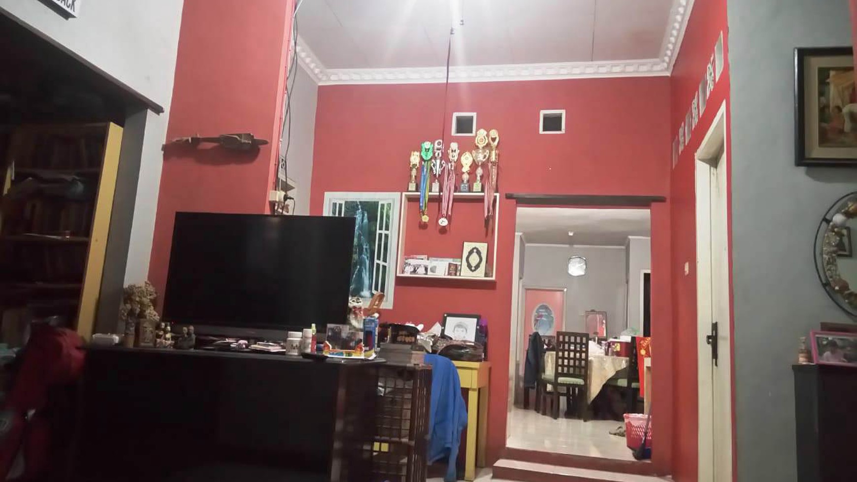 Dijual Rumah Asri di Dukuh Zamrud, Mustikajaya, Bekasi