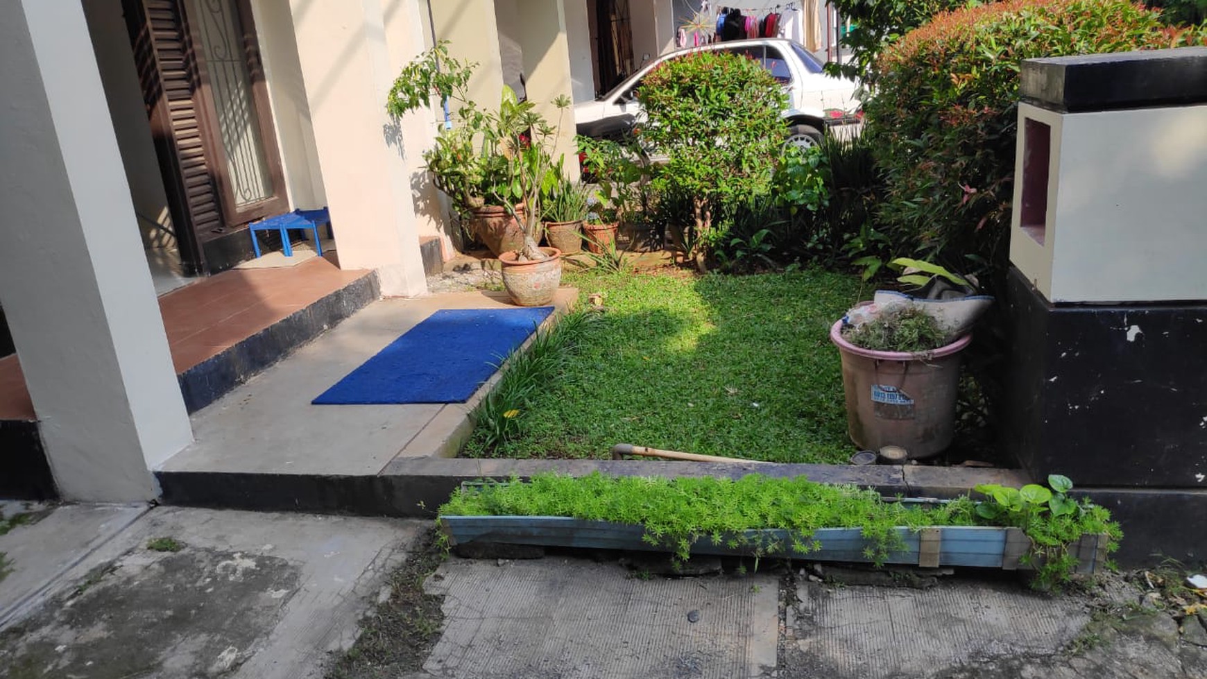 Rumah Bagus Di Graha Carissa, Graha Raya Bintaro