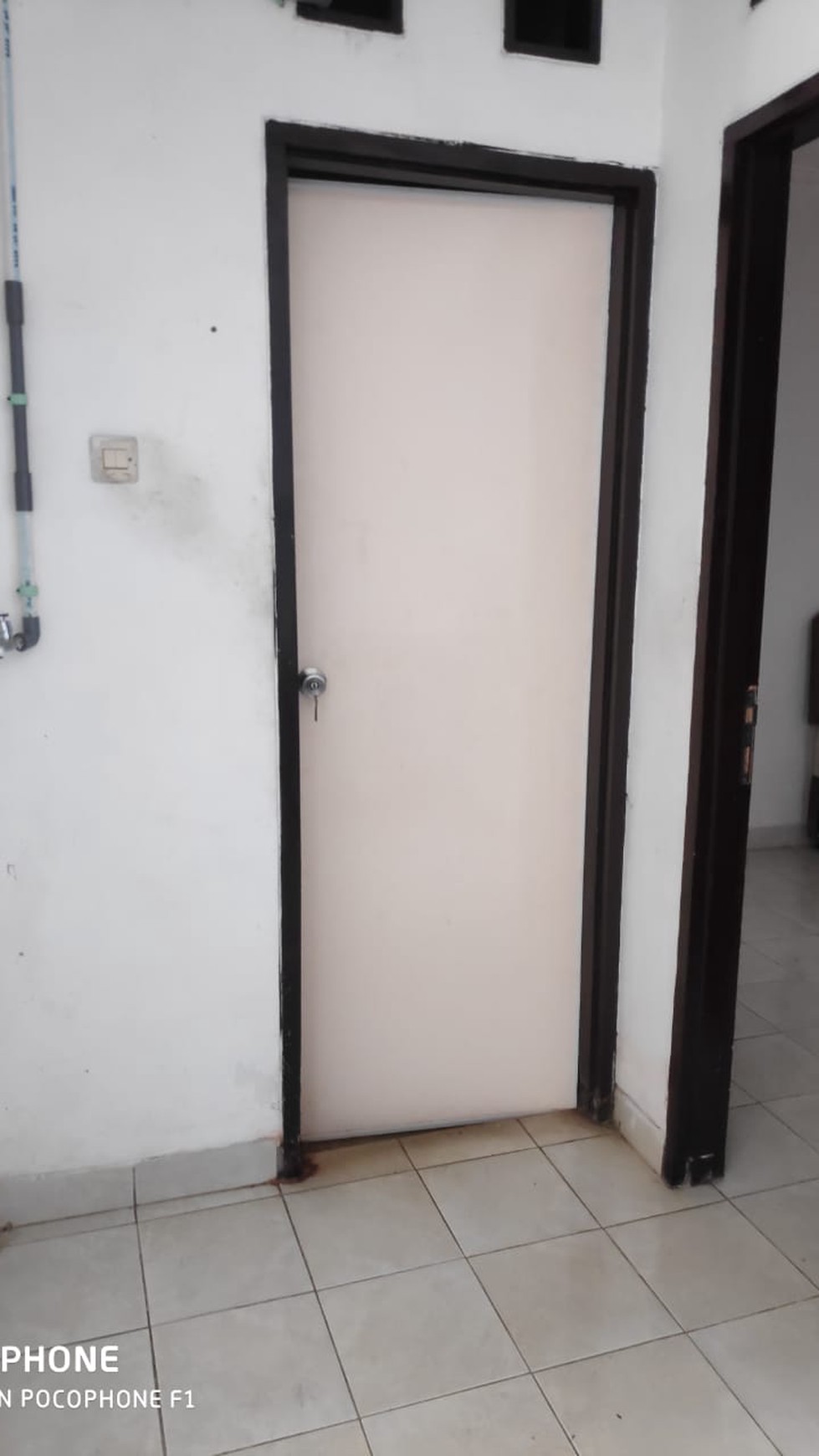 Rumah Bagus Di Graha Carissa, Graha Raya Bintaro