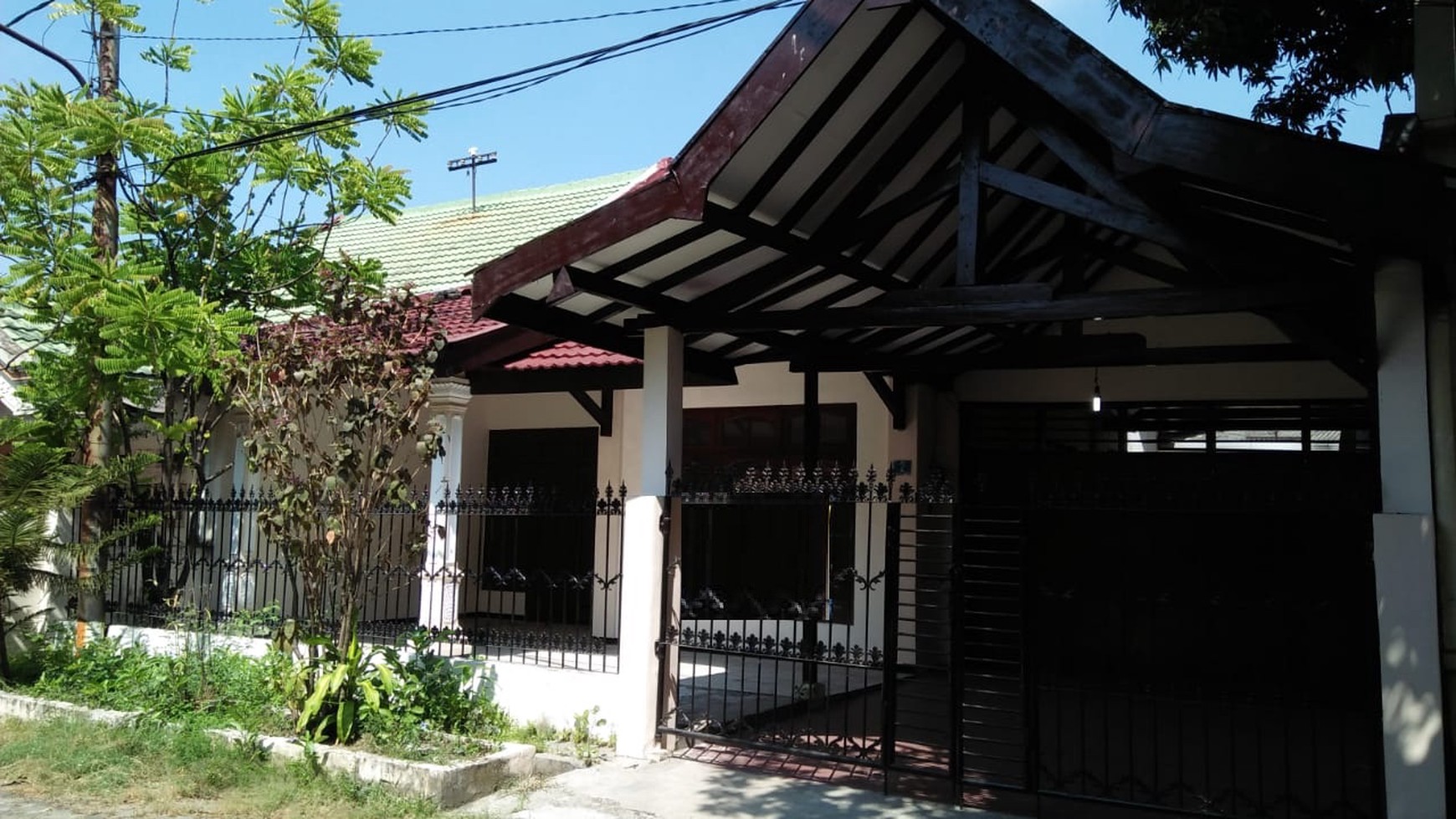 Rumah Nyaman & Asri di jalan Mungsing, Surabaya