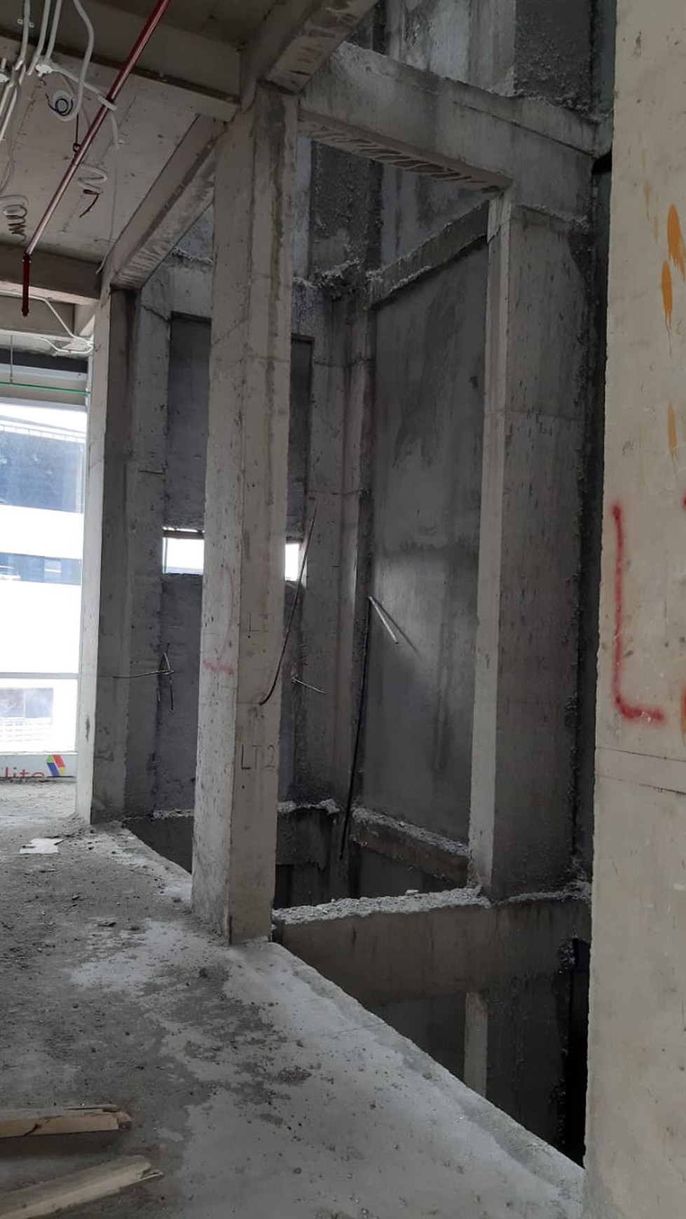 Dijual Gedung Di Jl Prof DR Soepomo, Tebet, Jakarta Selatan