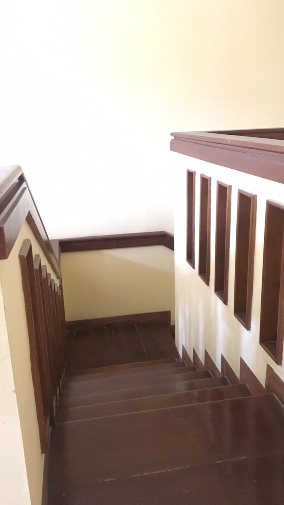 Rumah siap huni di Sektor 2 Bintaro Jaya