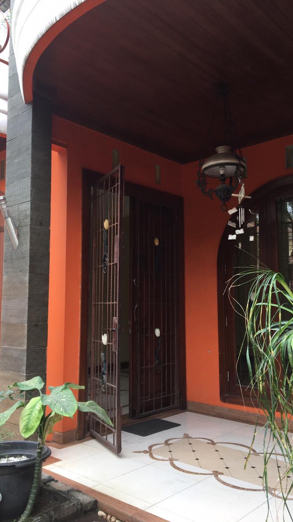 Rumah siap huni di Sektor 2 Bintaro Jaya