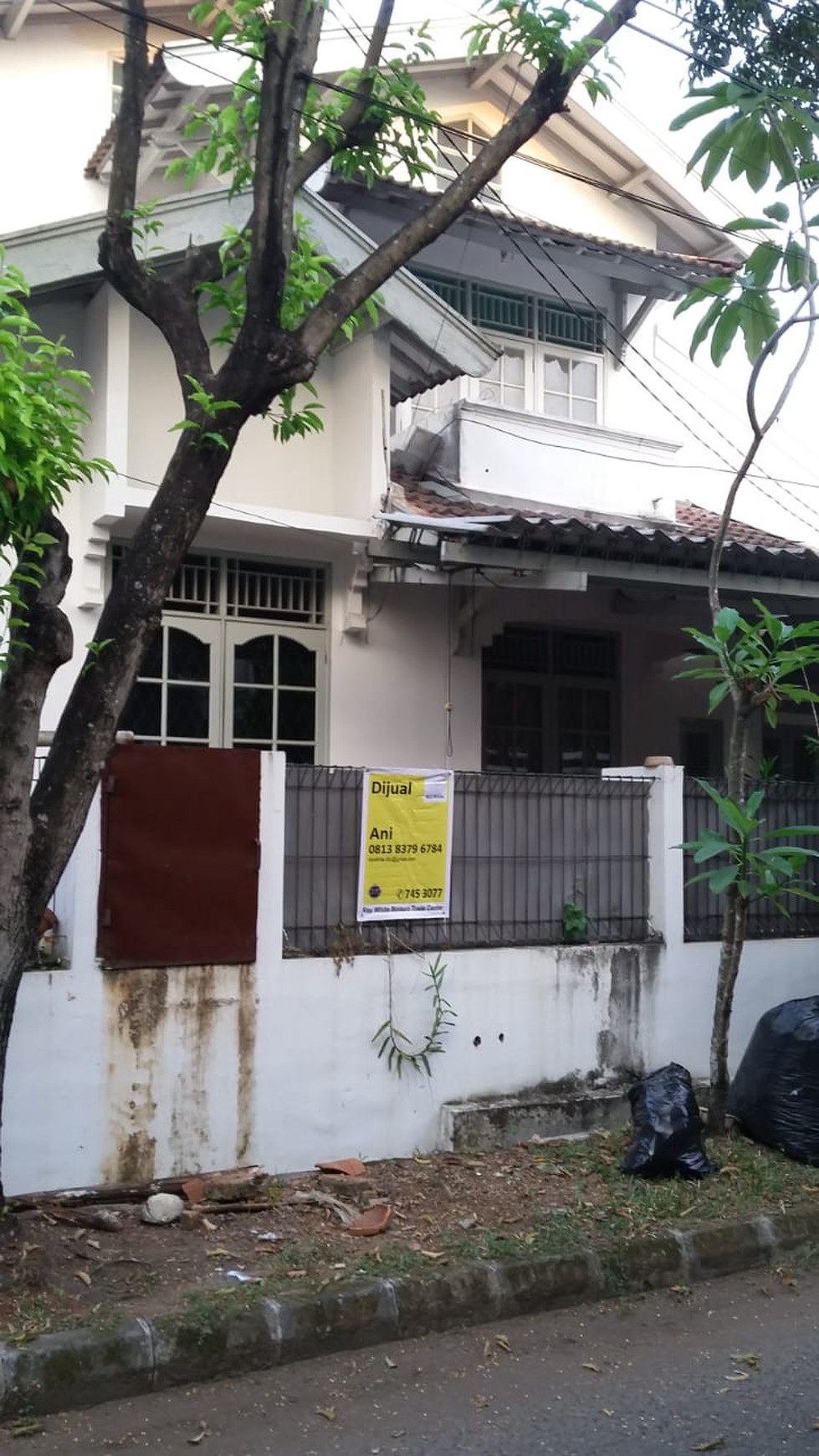 Rumah Dengan Lokasi Strategis dan Lingkungan Asri @Cimandiri 5, Bintaro