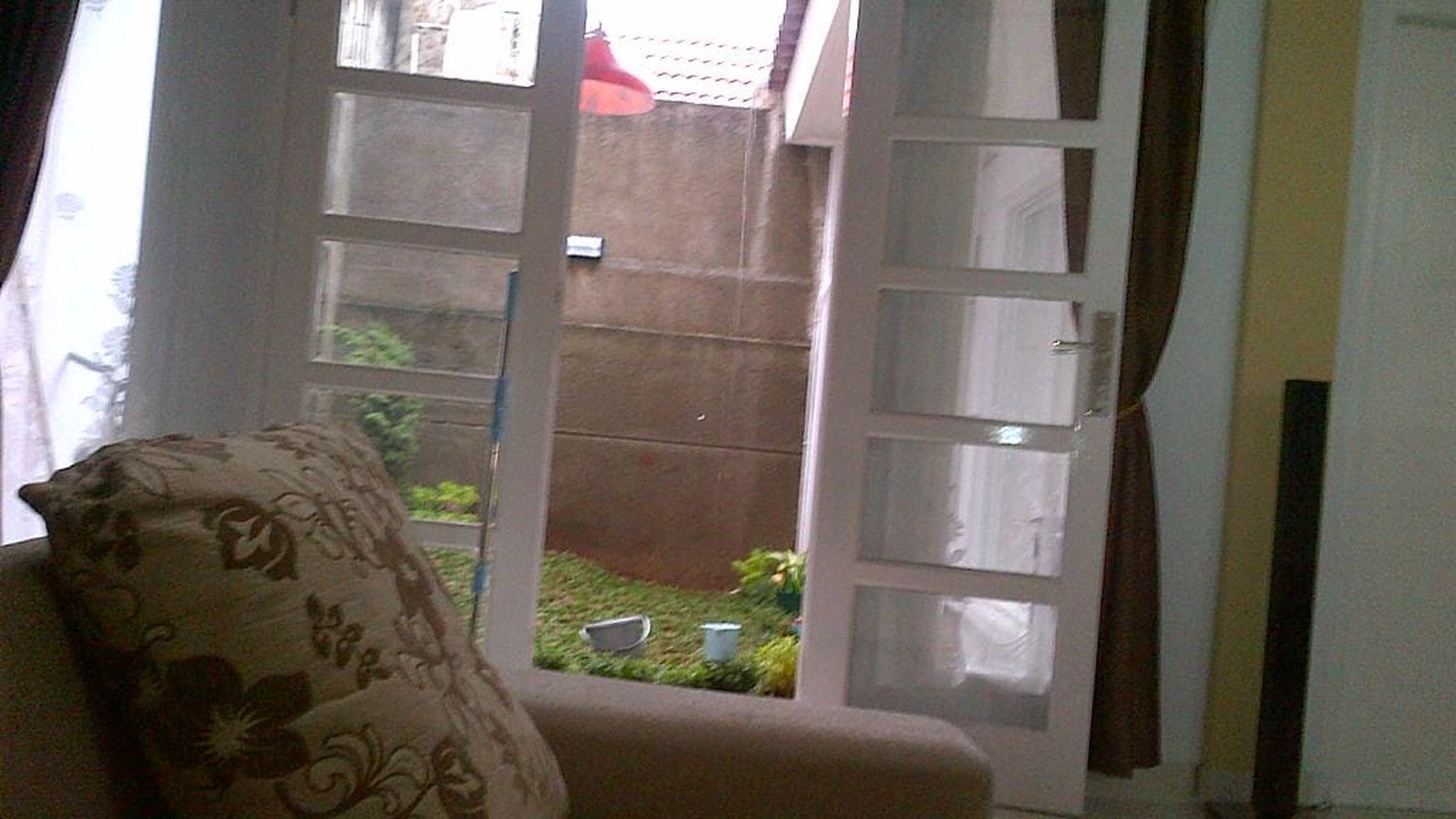 Dijual Rumah Bagus Di Jl Adiraga Puri Flamboyan, Rempoa