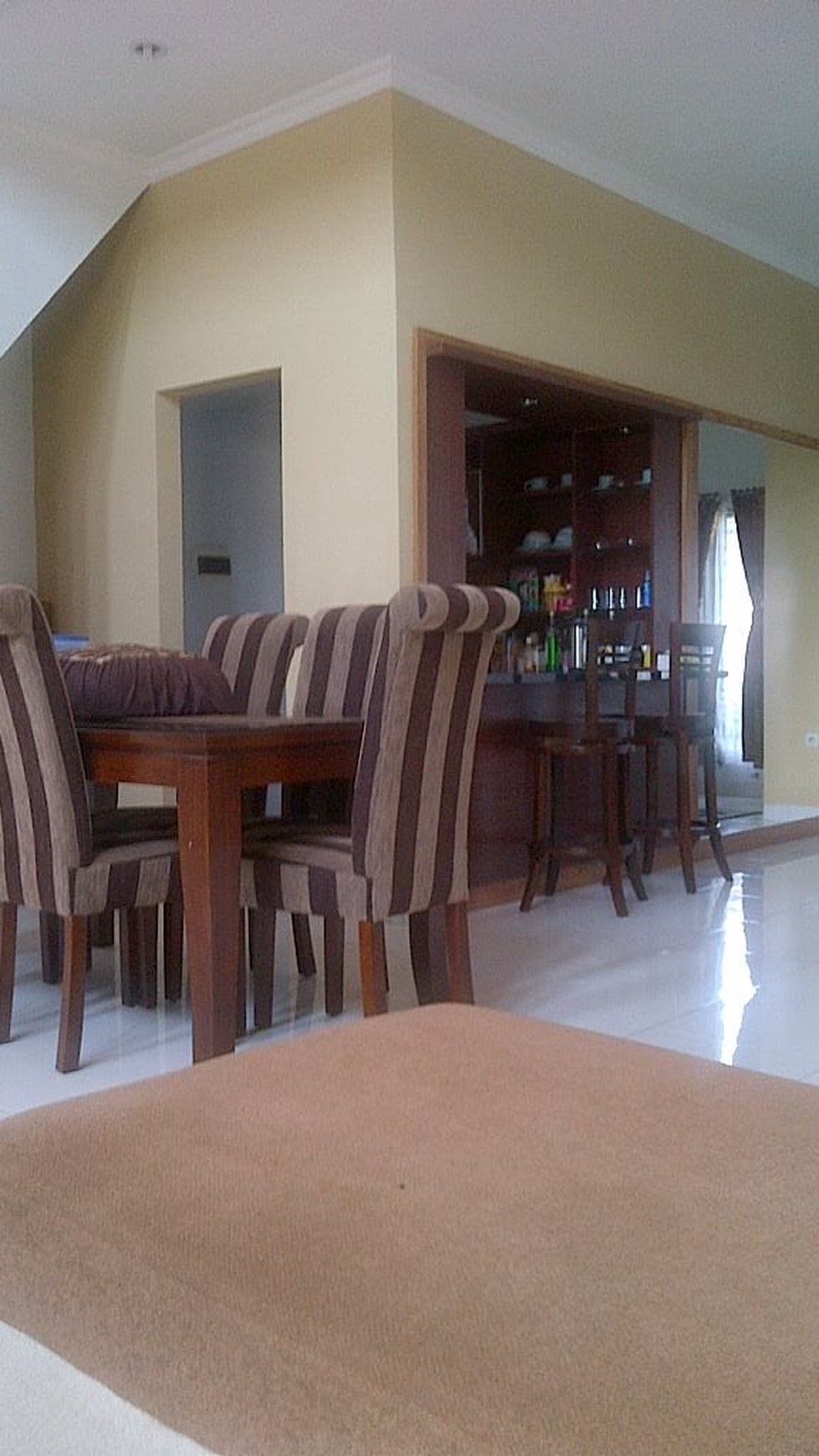 Dijual Rumah Bagus Di Jl Adiraga Puri Flamboyan, Rempoa