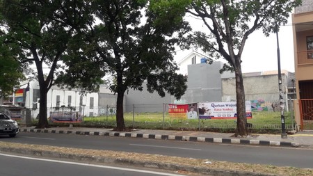 Kavling besar jarang ada di jalan utama kencana loka