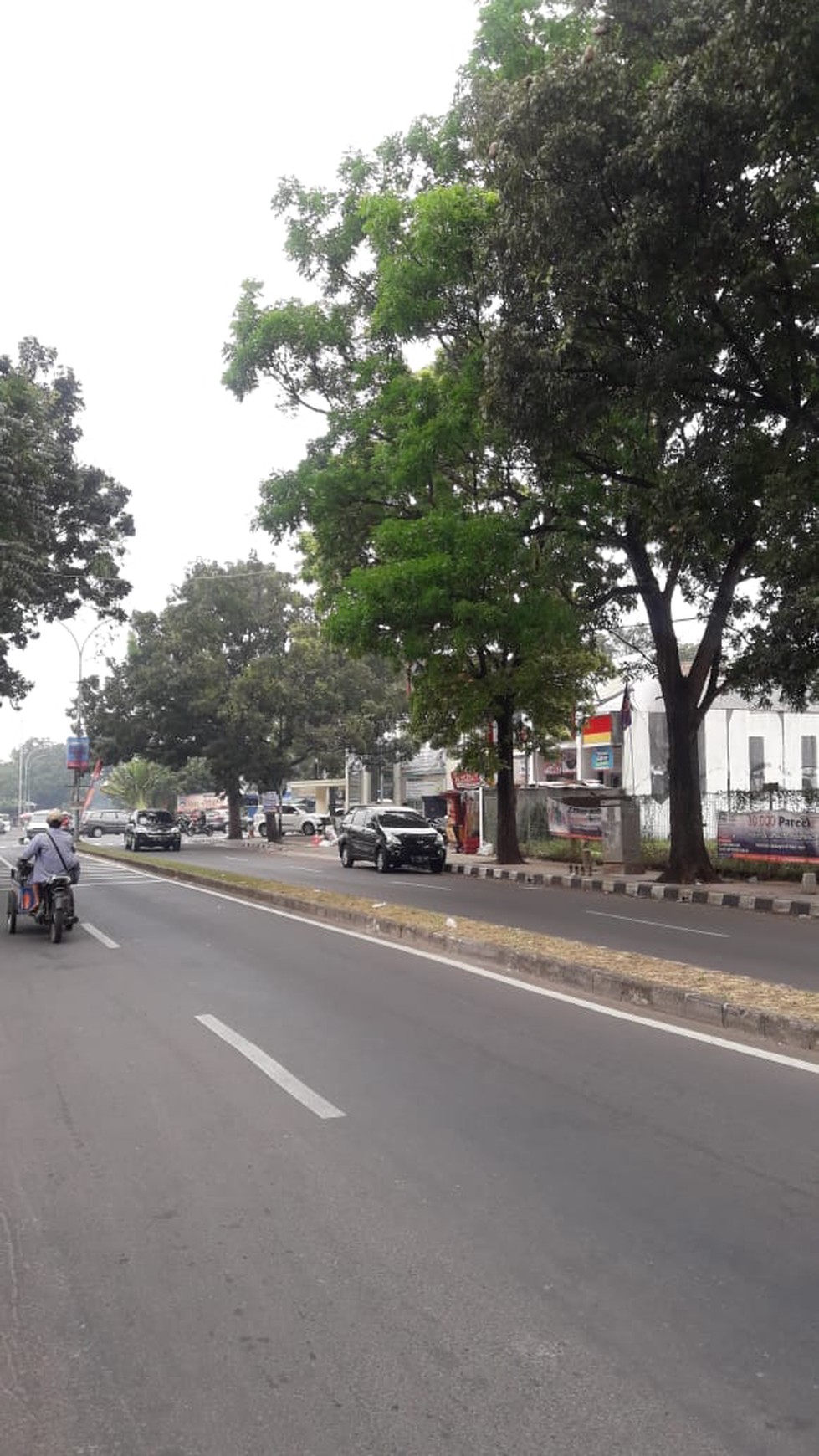 Kavling besar jarang ada di jalan utama kencana loka