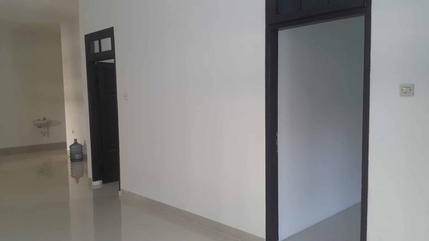 Rumah Asri 1 lantai , Harga nego di Rawamangun Jakarta Timur