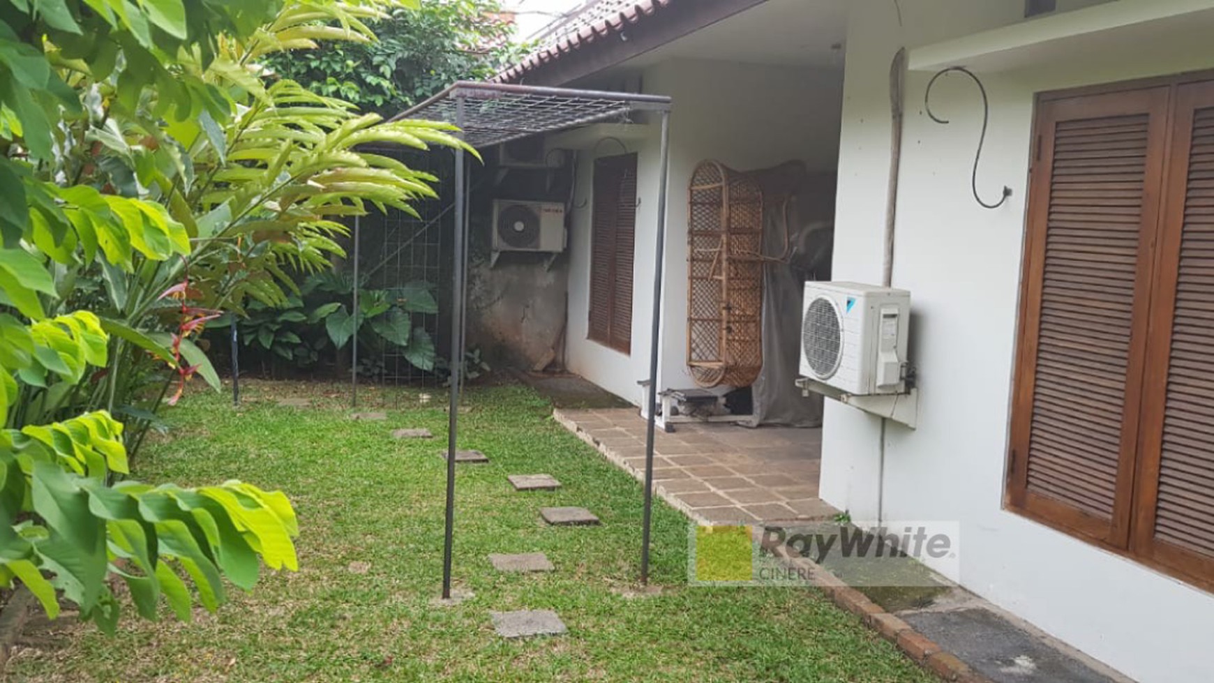 Rumah Lokasi Terdepan Di Cinere Bebas Macet