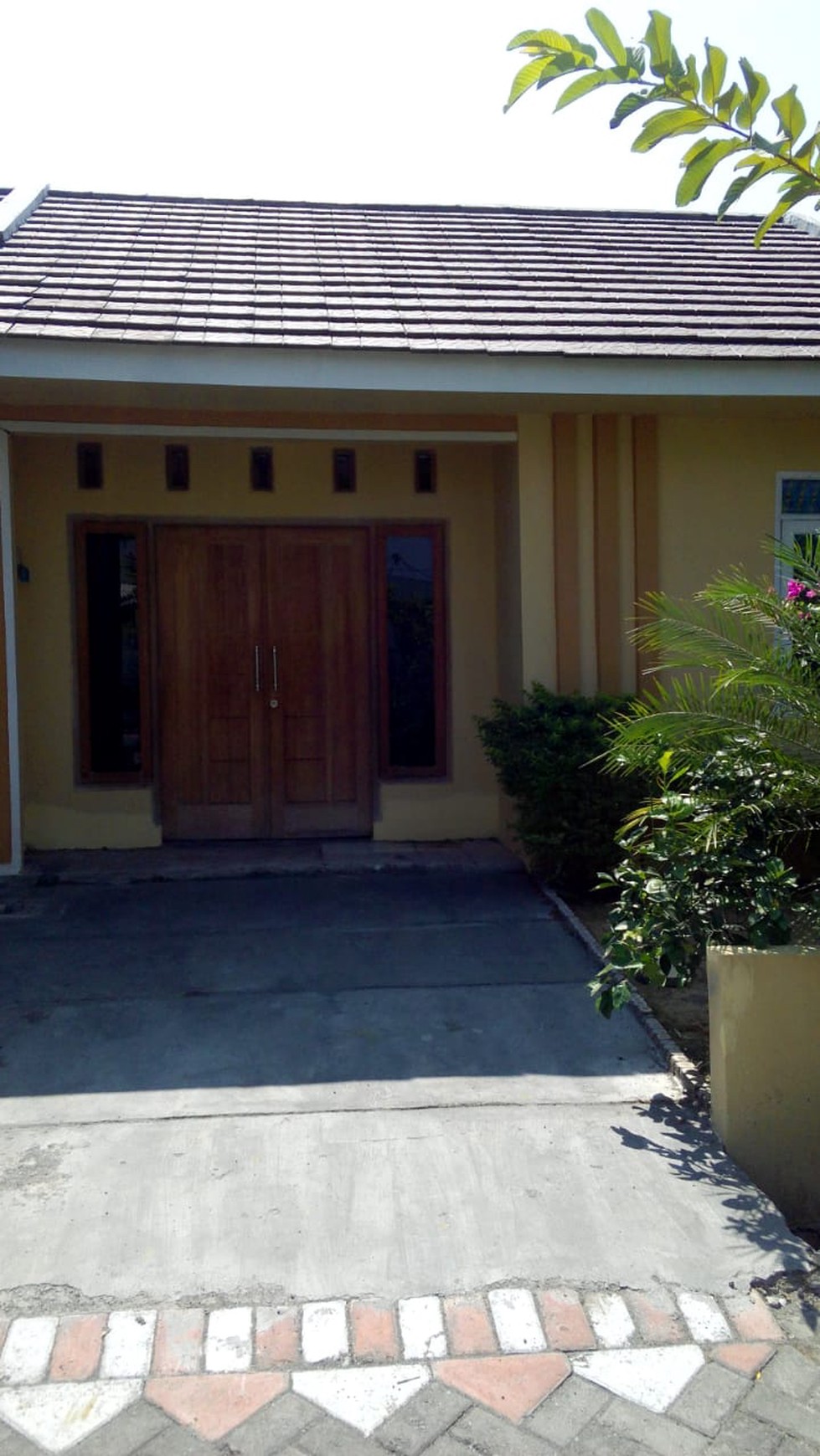 Rumah dijual swan menganti gresik