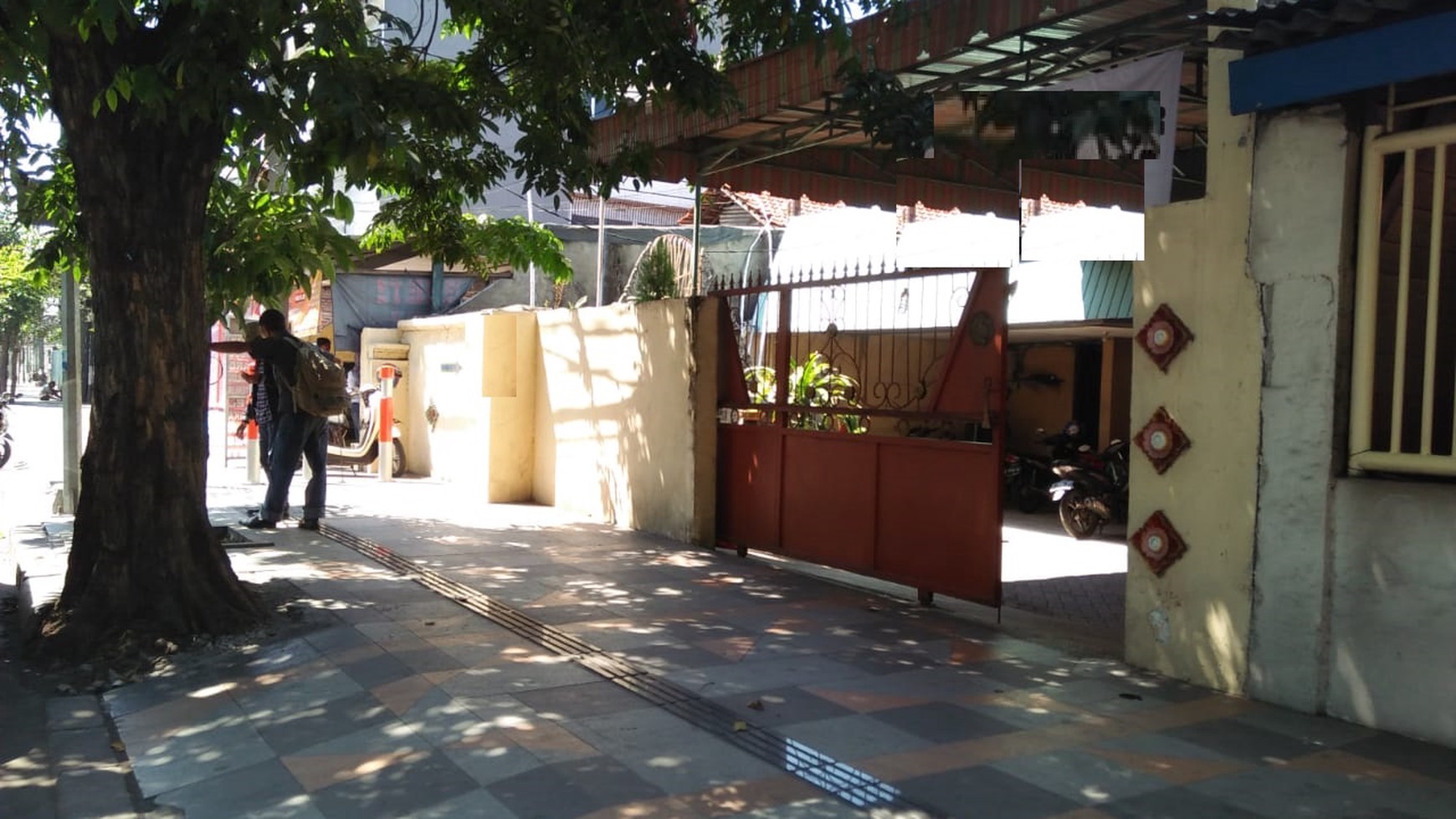 Ruko 2 lantai Nol jalan Raya Perak Timur