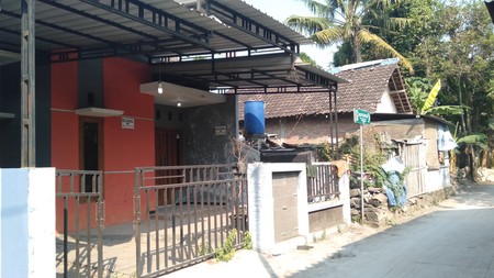 RUMAH MINIMALIS DI JL IRONAYAN, BANGUNTAPAN,BANTUL