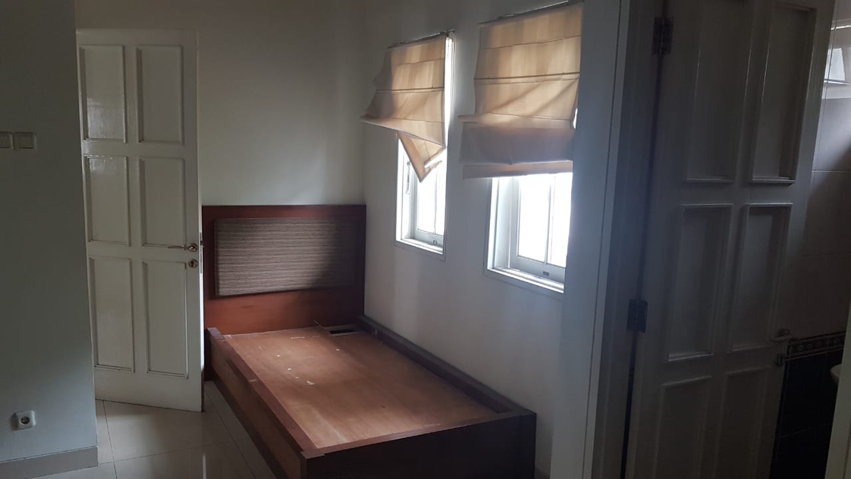Rumah Siap Huni, Hunian Nyaman dan Asri @Graha Taman, Bintaro