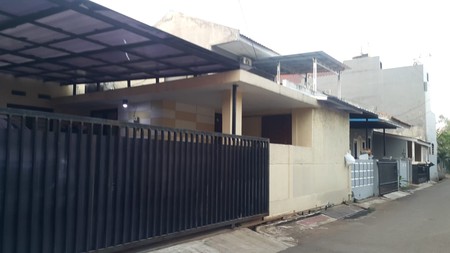 Dijual Rumah Bagus Di Kuricang, Bintaro Jaya