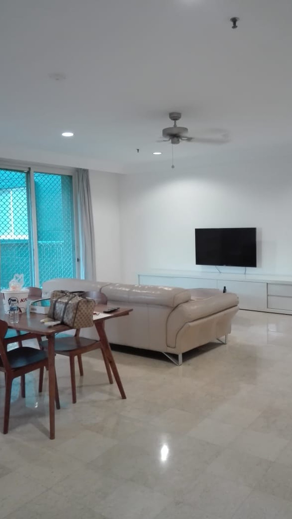 Apartemen Siap Huni, Hunian Nyaman dan Asri @Apartemen Green View, Jakarta Selatan