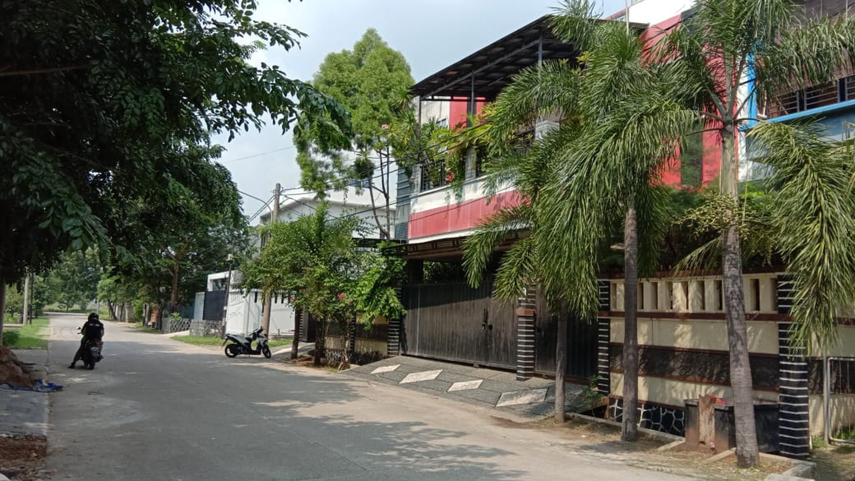 Rumah Imperial Gading-Sukapura, Luas 360m2