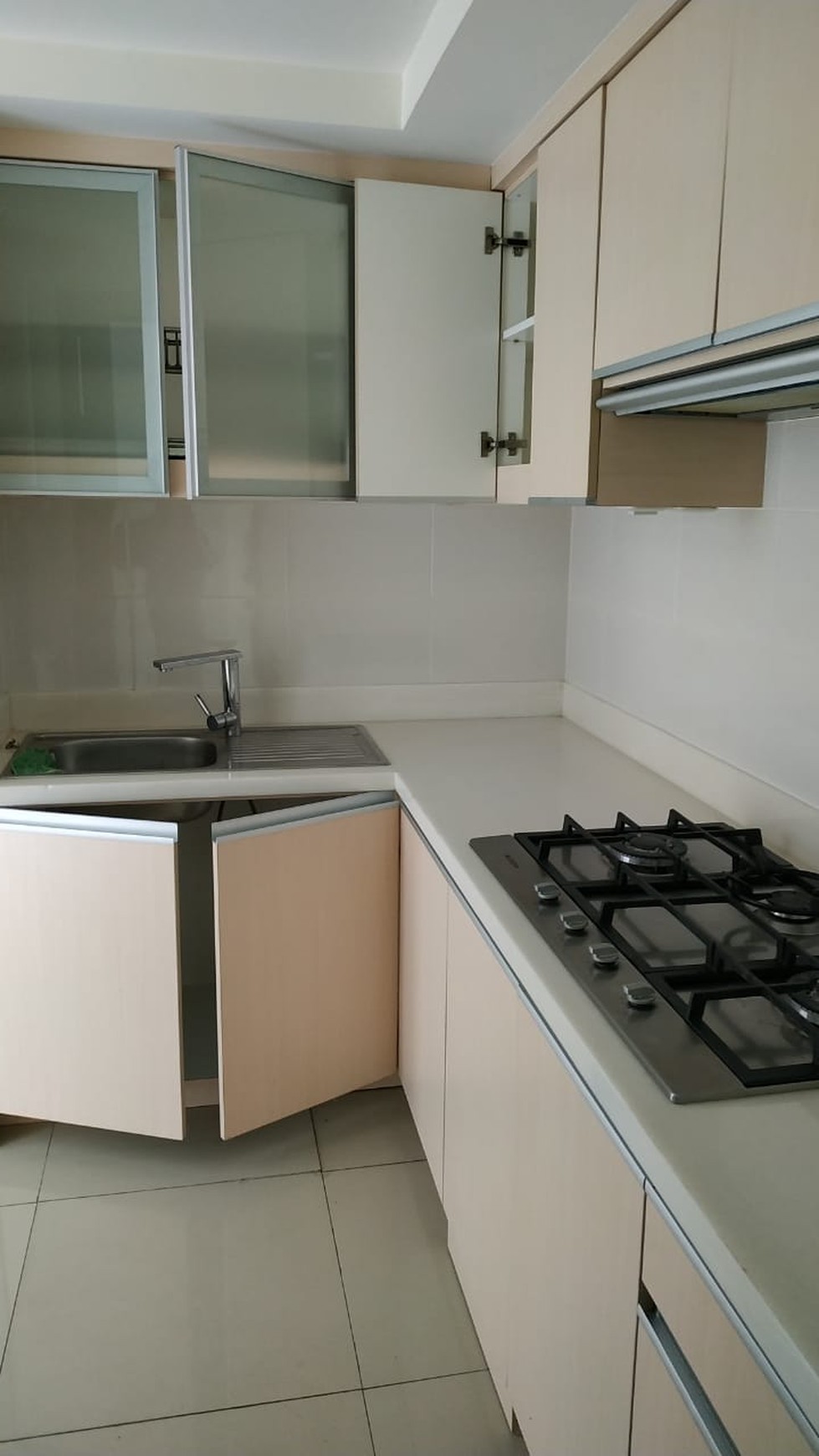 Apartemen Sherwood Twr Richmond