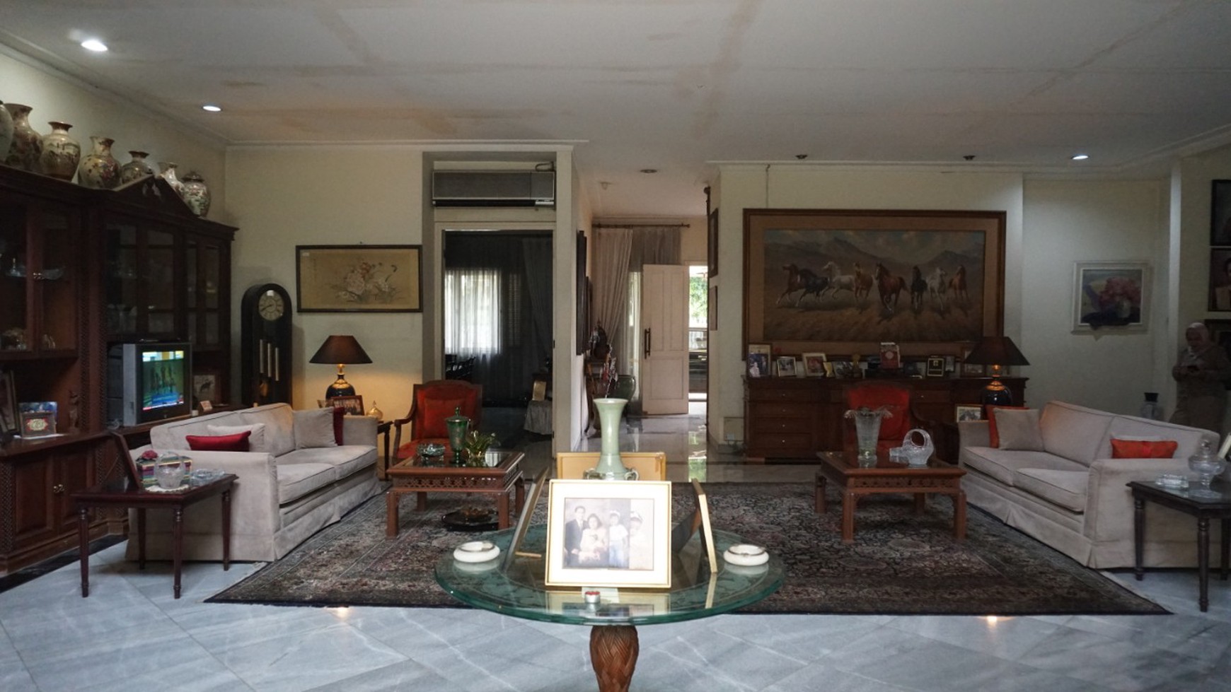 Rumah Dengan Bangunan Sangat Kokoh Di Kebayoran Baru