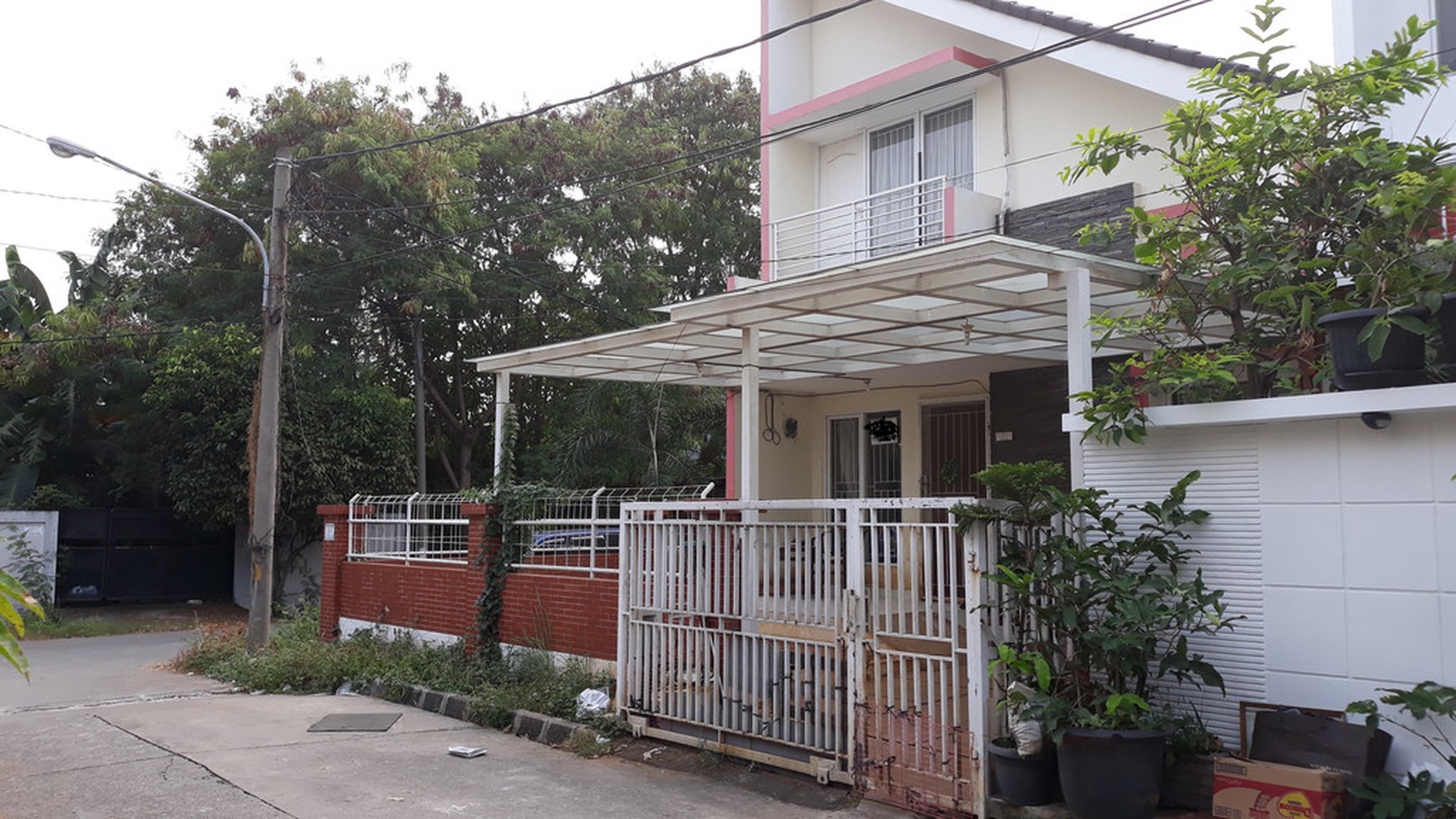 Rumah Huk di Komplek Imperial kelapa gading