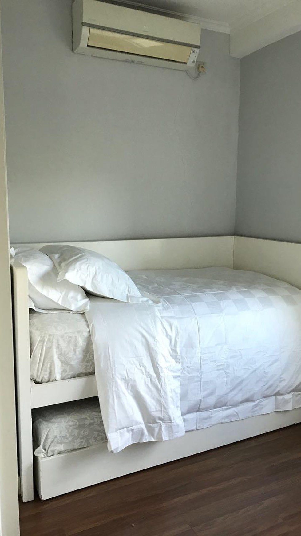 Apartemen Hamptons Park