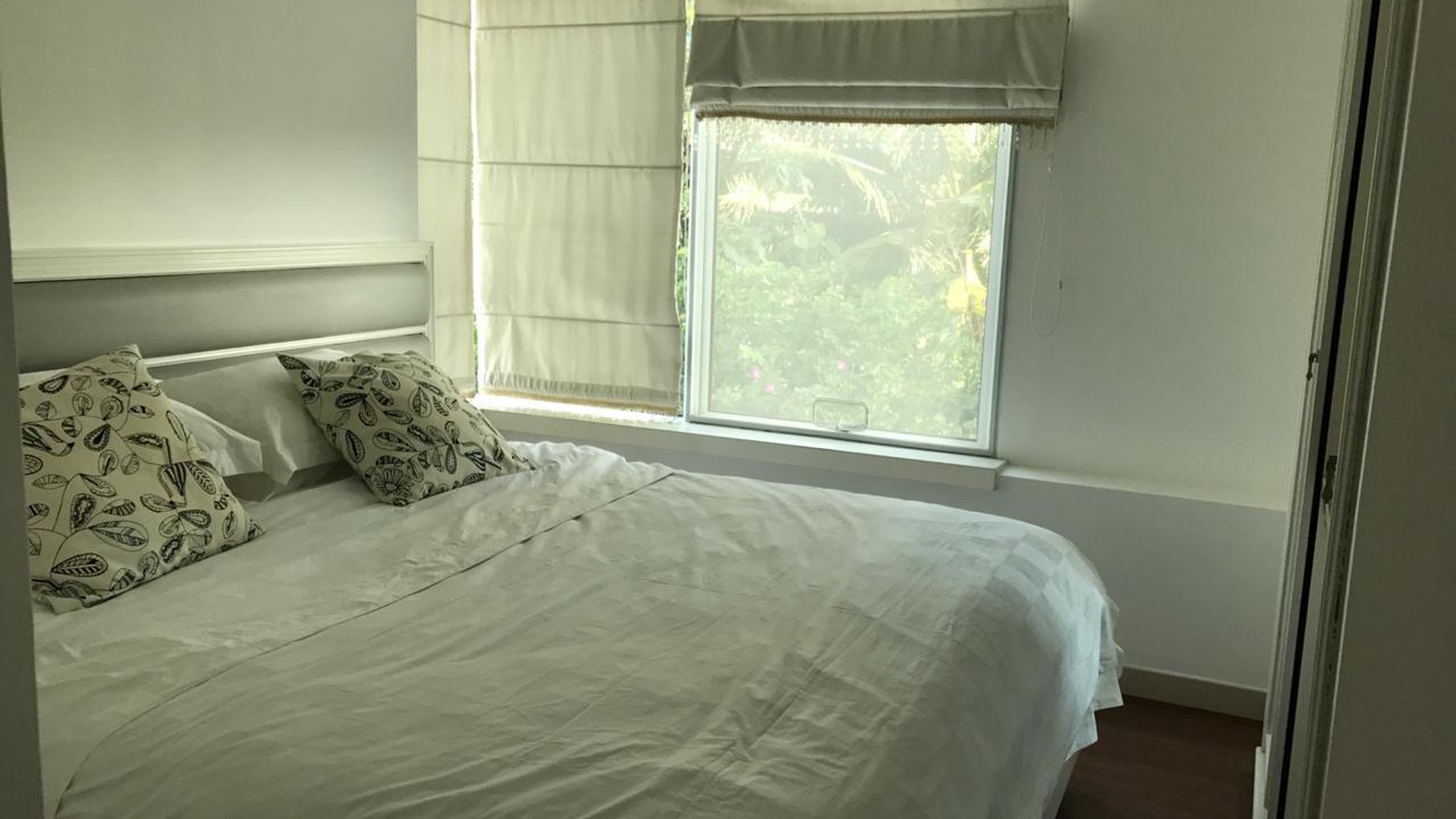 Apartemen Hamptons Park