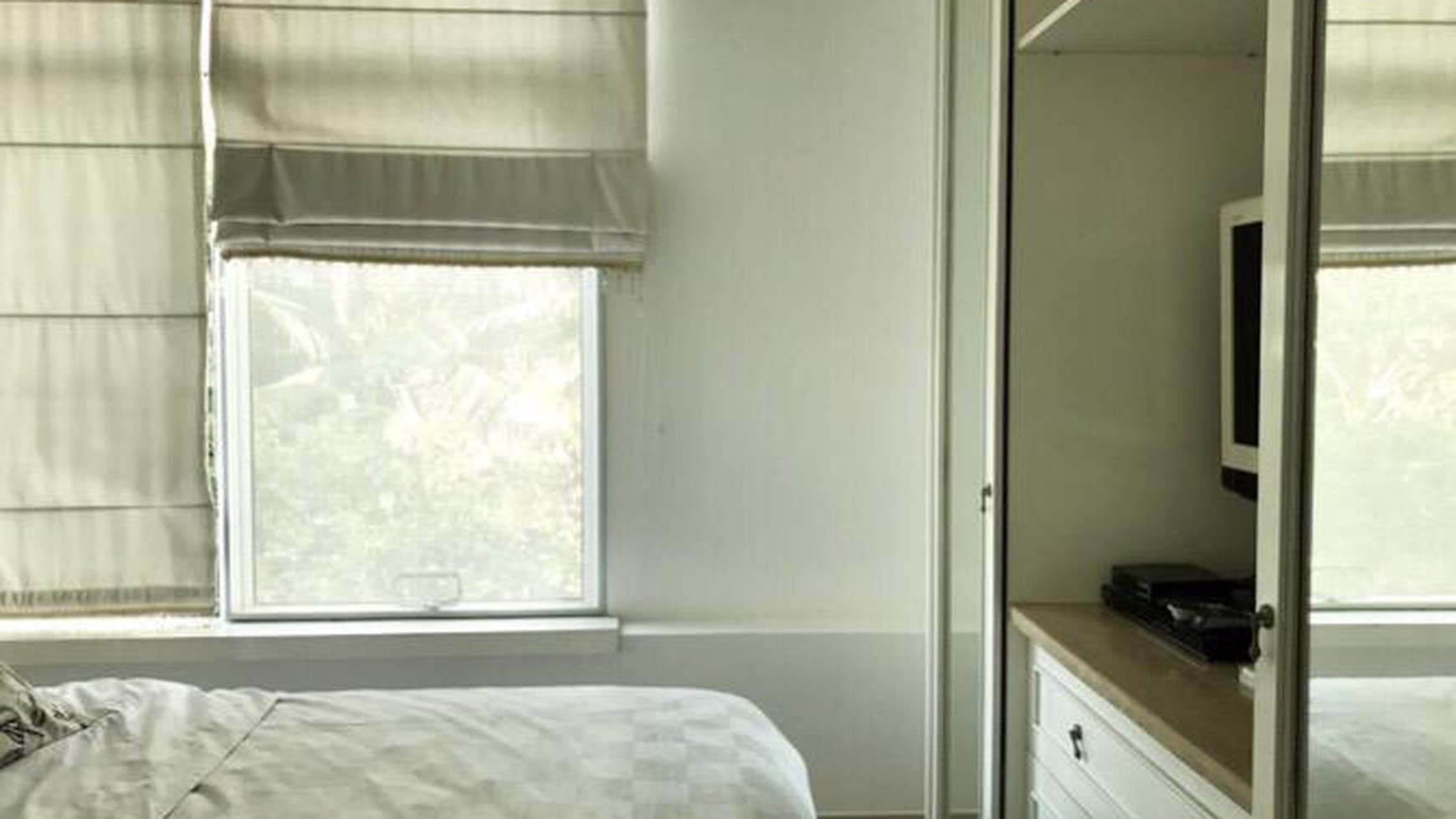 Apartemen Hamptons Park