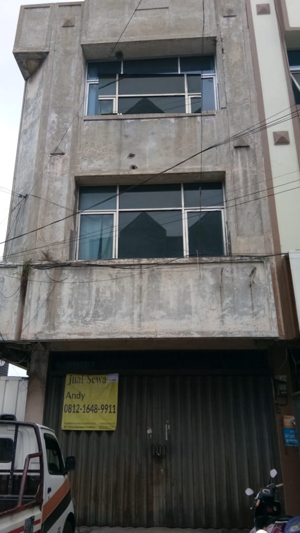 Ruko 3 lantai di jalan kalimas