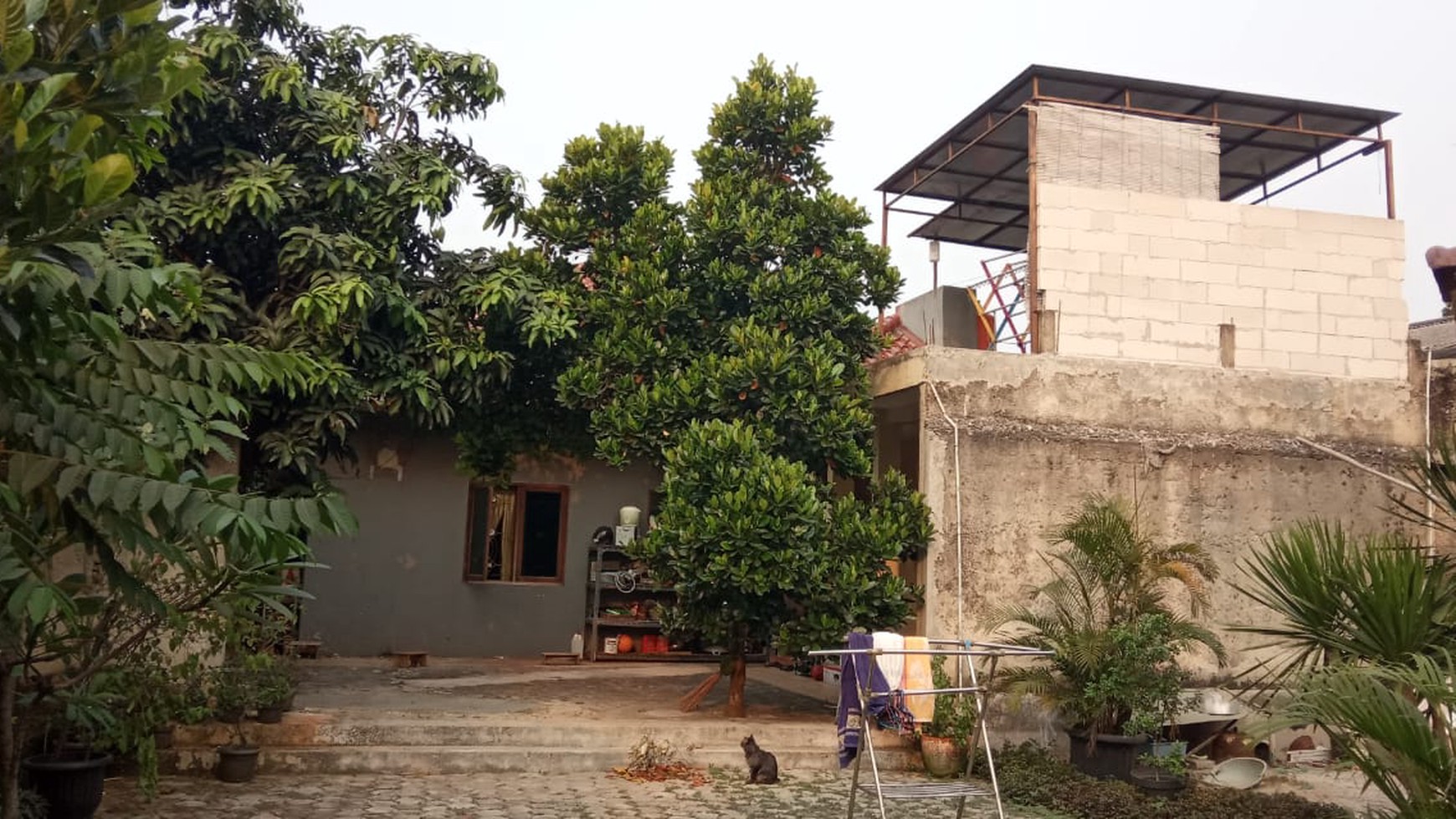 Rumah Siap Huni, Halaman Luas, dan Kawasan Asri @Gelatik, Ciputat
