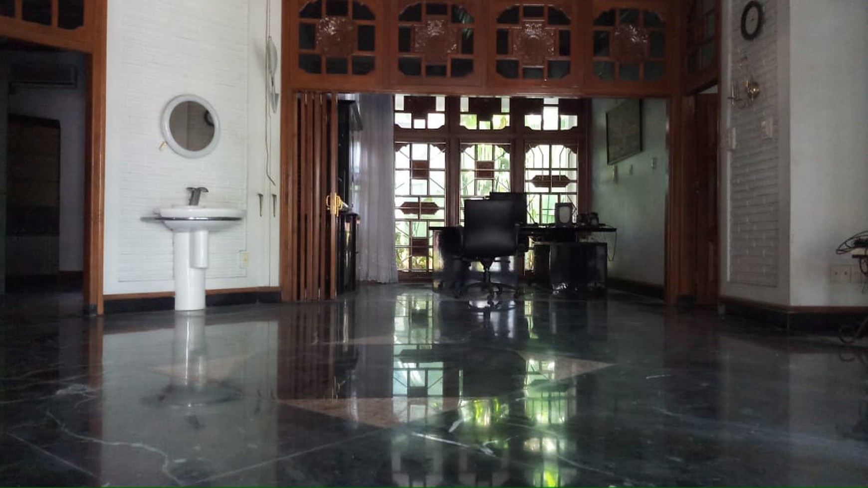 VILLA FOR SALE IN GREAT LOCATION DENPASAR