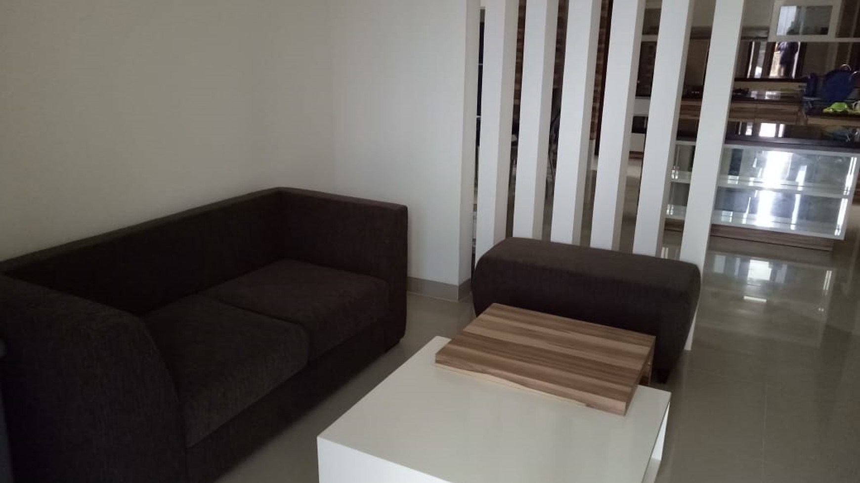 HUNIAN MEWAH DESAIN MODERN+FURNITURE DI PERUM BALE MULIA RESIDENCE.