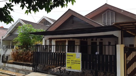 Rumah Bagus Di Jl Kenari, Bintaro Jaya