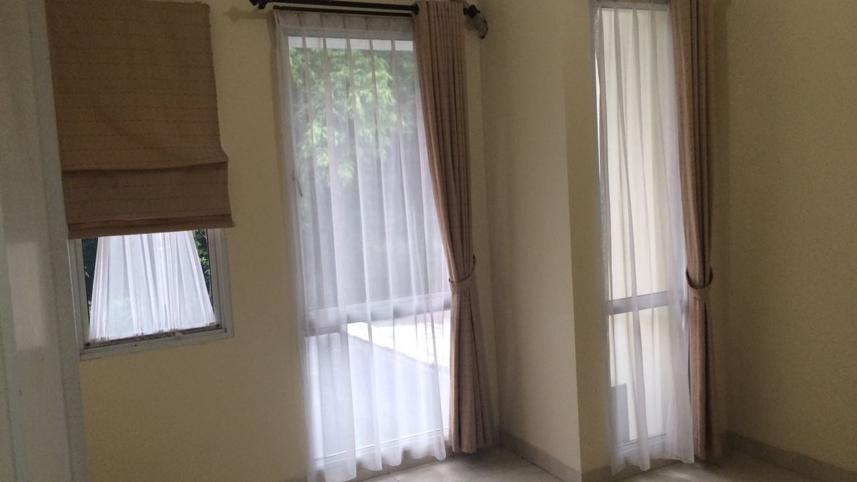 Rumah Siap Huni, Hunian Nyaman dan Asri @The Castilla, BSD