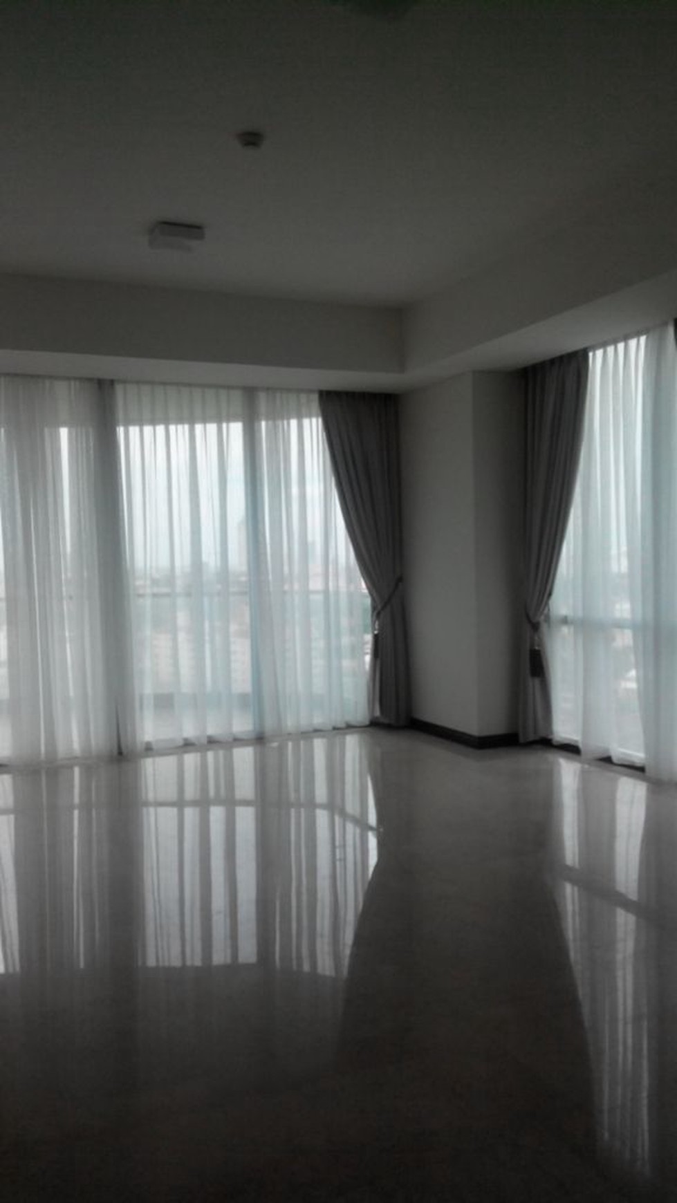 Apartemen Lux di kemang jakarta