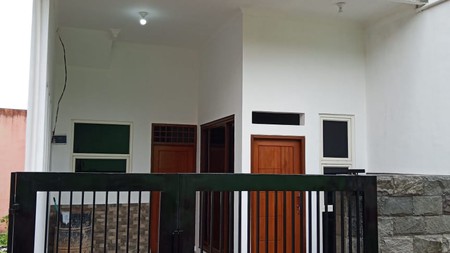 Rumah Siap Pakai, Dekat Serpong Park Residence di Jelumpang, Serpong