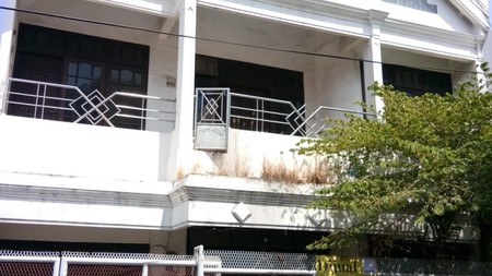 Rumah 2 lantai Tambak rejo