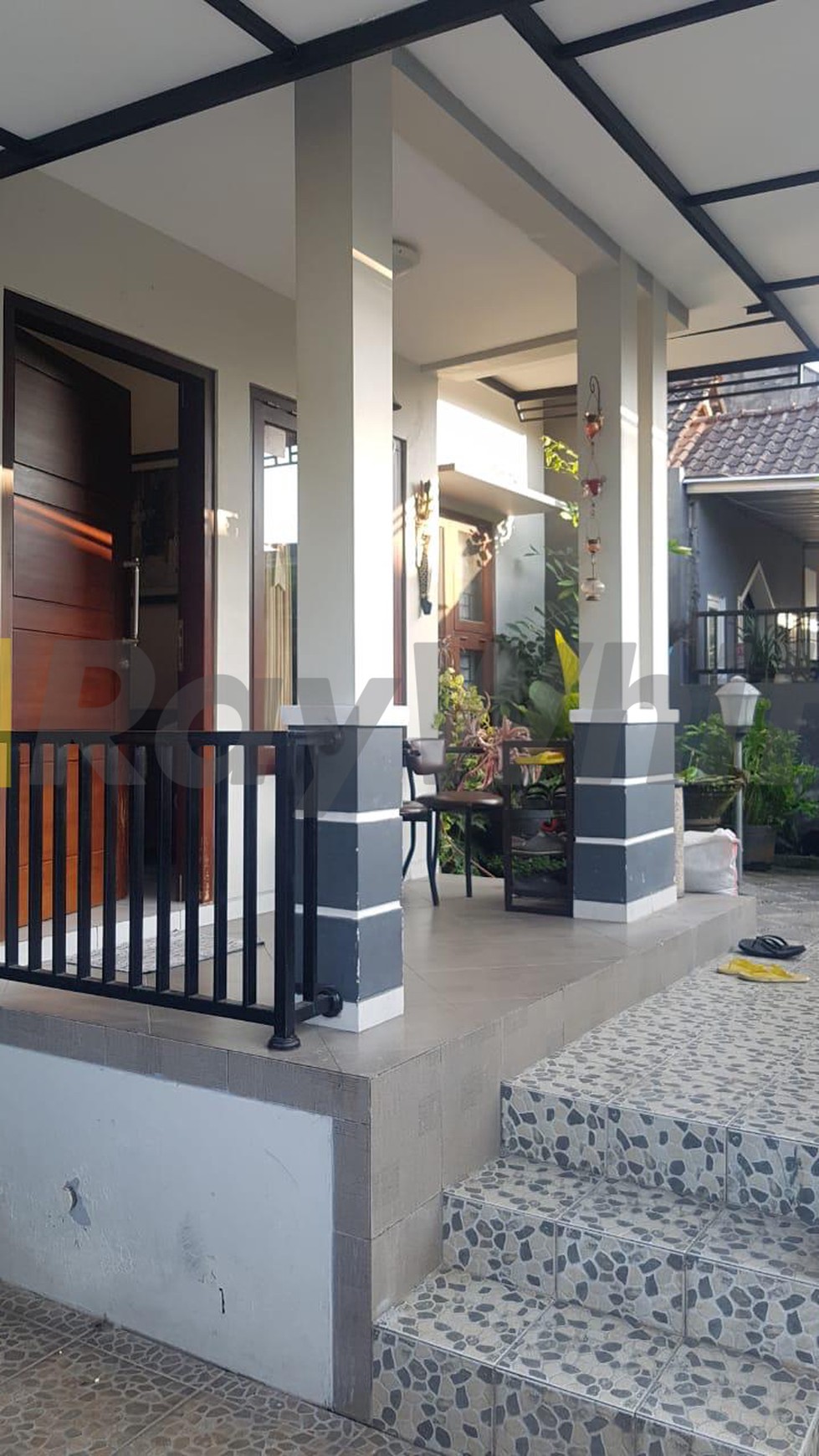 RUMAH MINIMALIS+FURNITURE DI SAMBIROTO DEKAT JL RAYA TAJEM.