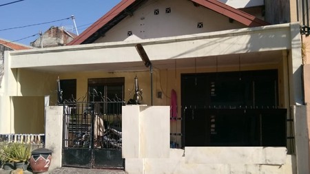 Rumah 2,5 lantai  Ngagel Wasana