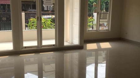 Rumah Baru Siap Huni Di Graha Raya